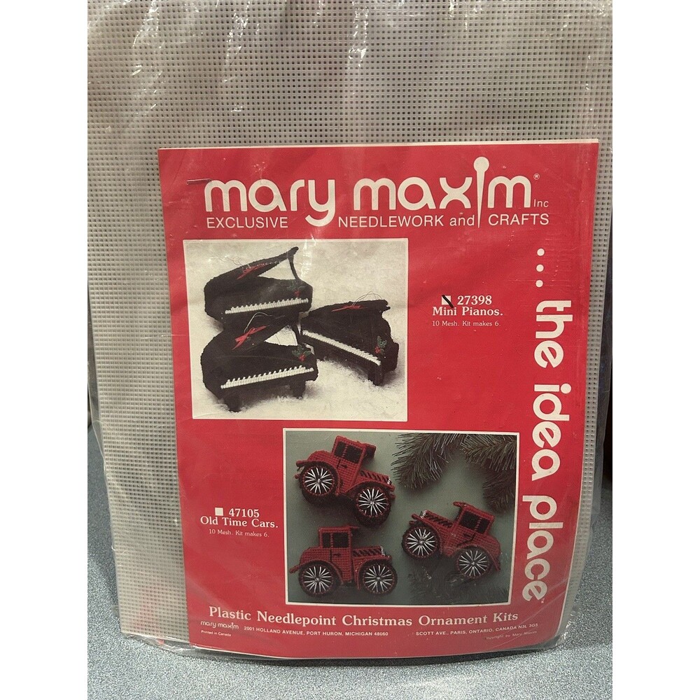 Vintage Mary Maxim Mini Pianos Ornament Plastic Needlepoint Kit 27398
